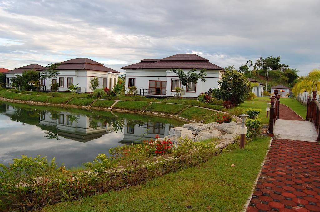 The Golden Lake Hotel Naypyidaw Εξωτερικό φωτογραφία