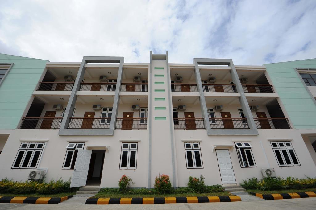 The Golden Lake Hotel Naypyidaw Εξωτερικό φωτογραφία