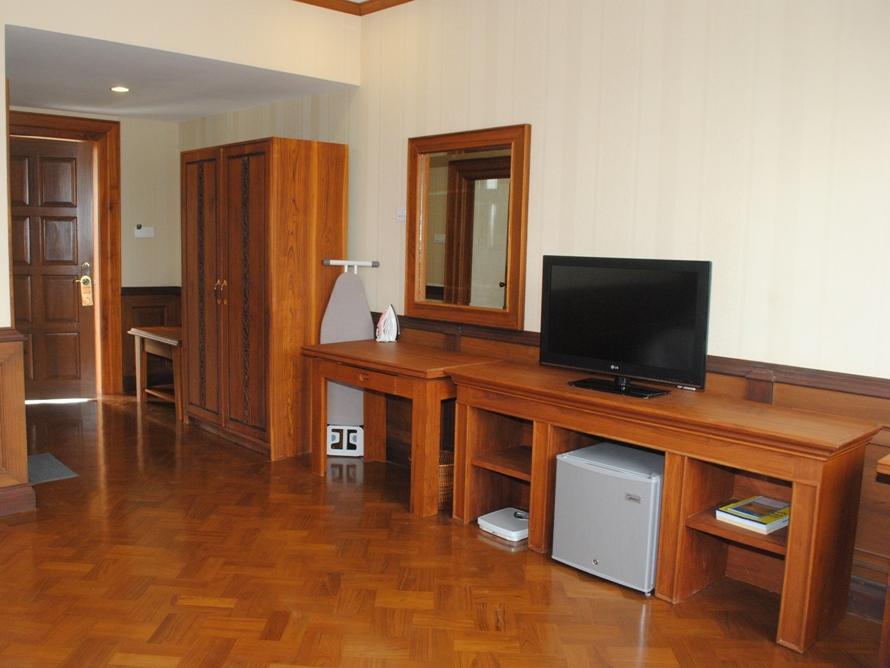 The Golden Lake Hotel Naypyidaw Εξωτερικό φωτογραφία